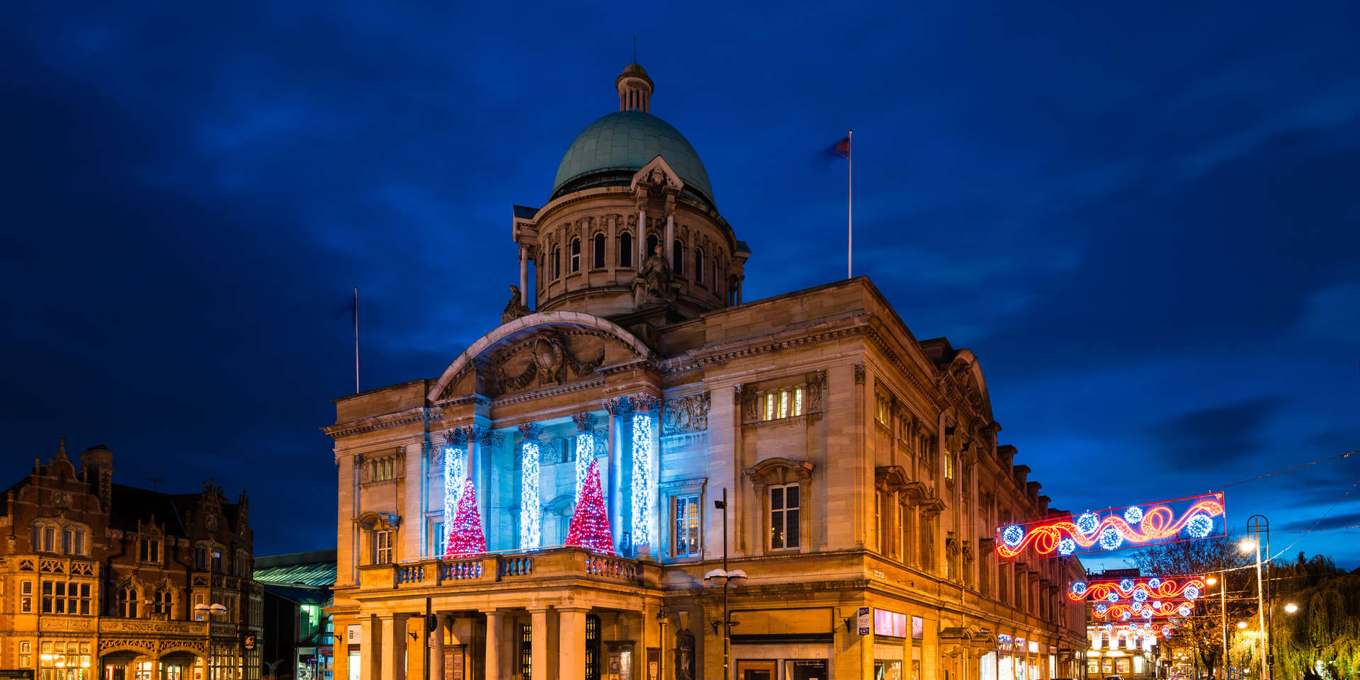 » Hull City Hall