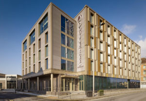 Doubletree by Hilton Hull - Exterior