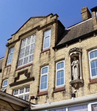 Endsleigh Service Apartments, main entrance