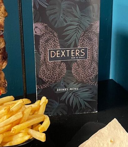 Dexters Bar & Grill