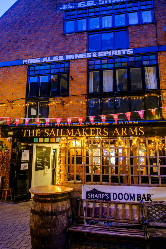 Exterior of The Sailmakers Arms in Hull, a traditional pub with a historic brick facade and charming signage. Located in the Old Town, it offers a warm and welcoming atmosphere with a nod to Hull’s maritime heritage.