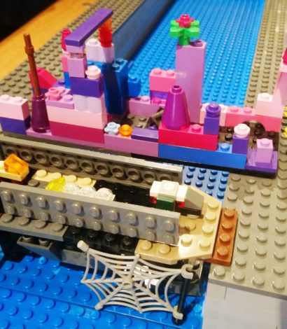 Brickbox.uk LEGO® Workshops – Mini Bridge Building