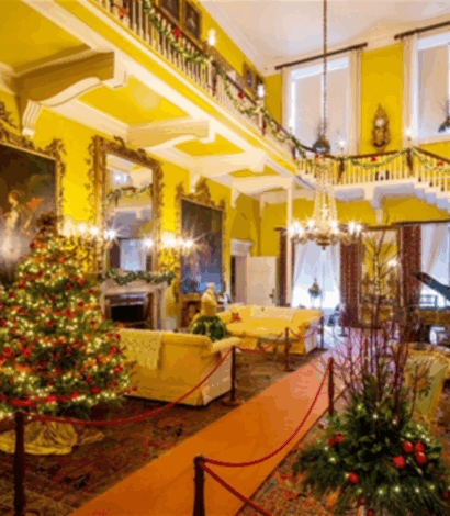 Cobwebs and Cream Teas at Christmas